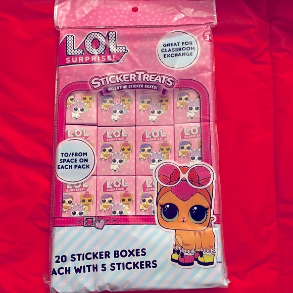 New lol surprise sticker boxes - Picture 1 of 2